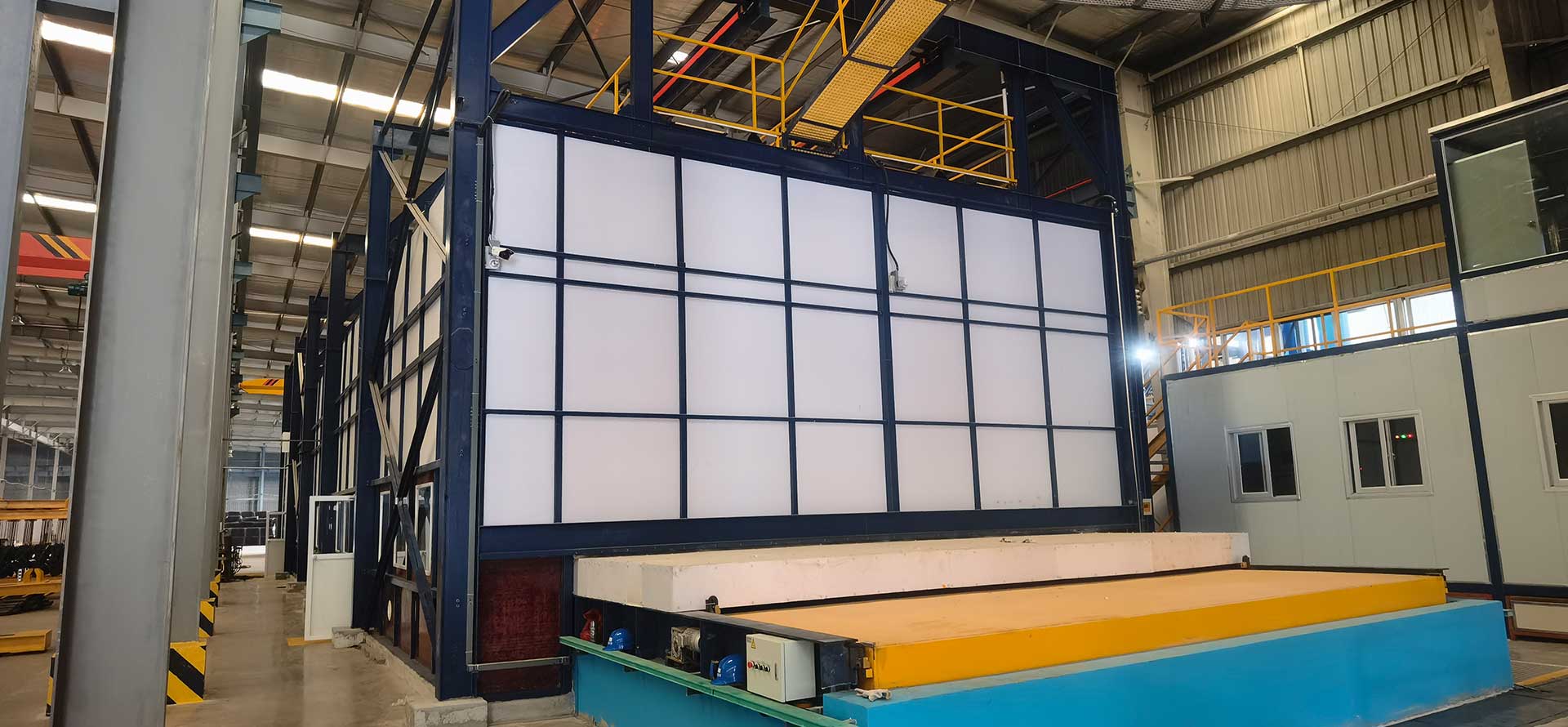 專業(yè)綜合熱鍍鋅生產線供應商 - 河北安諾提供：設計，制造，安裝，委托，培訓。